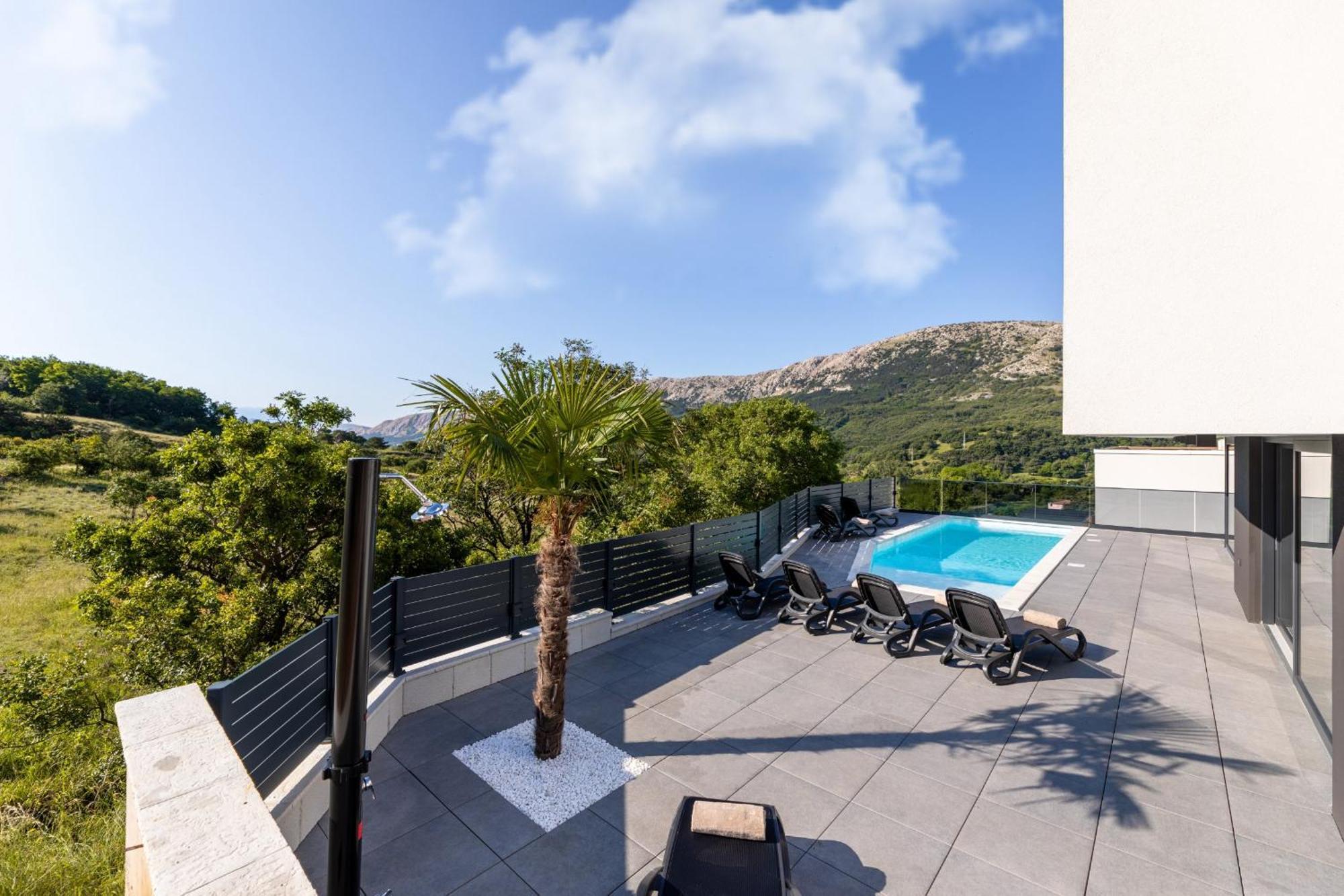 Villa Bellezza Draga Bascanska Exterior photo